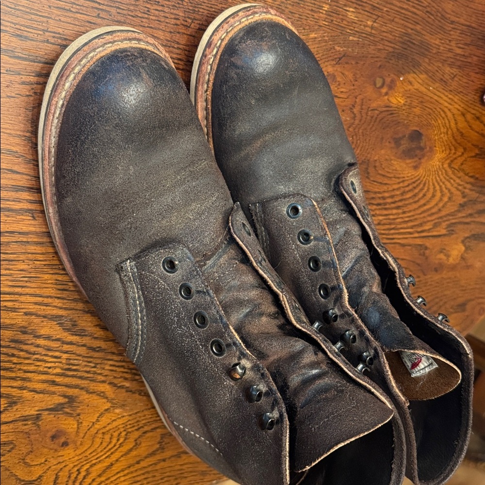 Red Wing Muleskinner Roughout Leather Boots - Picture 8 of 14